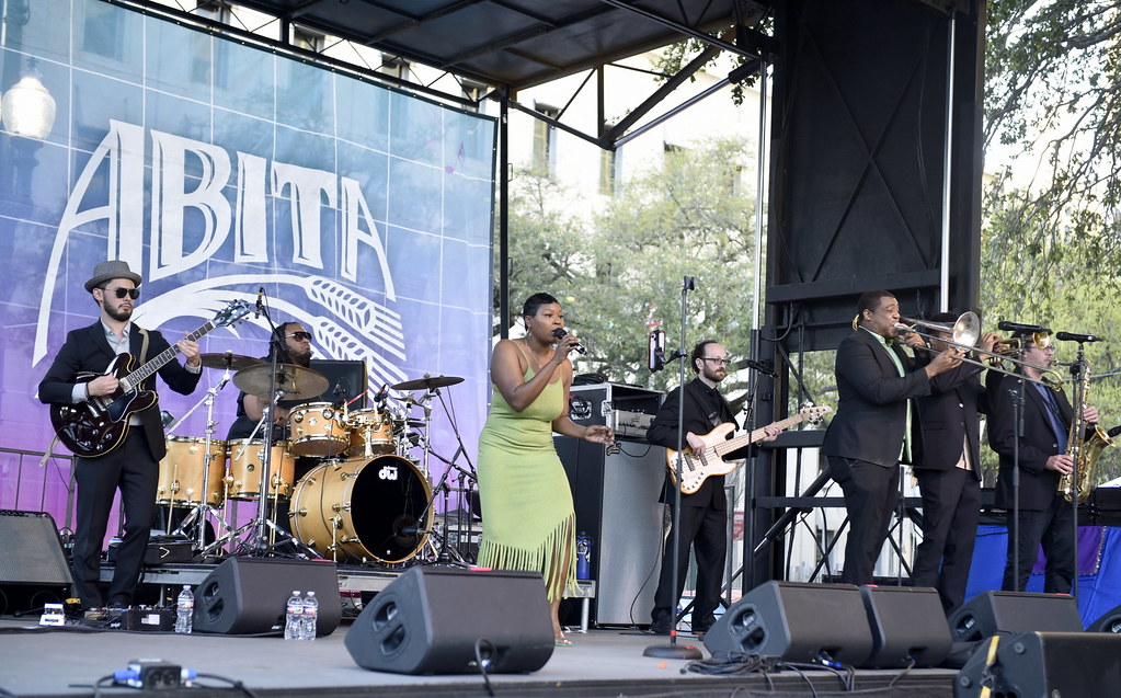 Sierra Green performing with her band the Giants